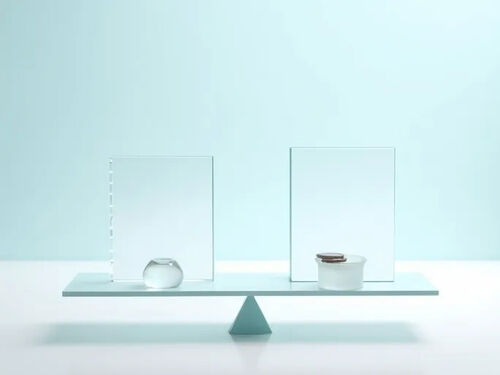 Последний блог компании о Толщина стекла – ключ к балансу безопасности и стоимости душевой двери
