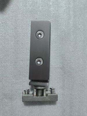 Buen precio Accesorios para el eje de la puerta de cristal del baño de acero inoxidable 304 en línea